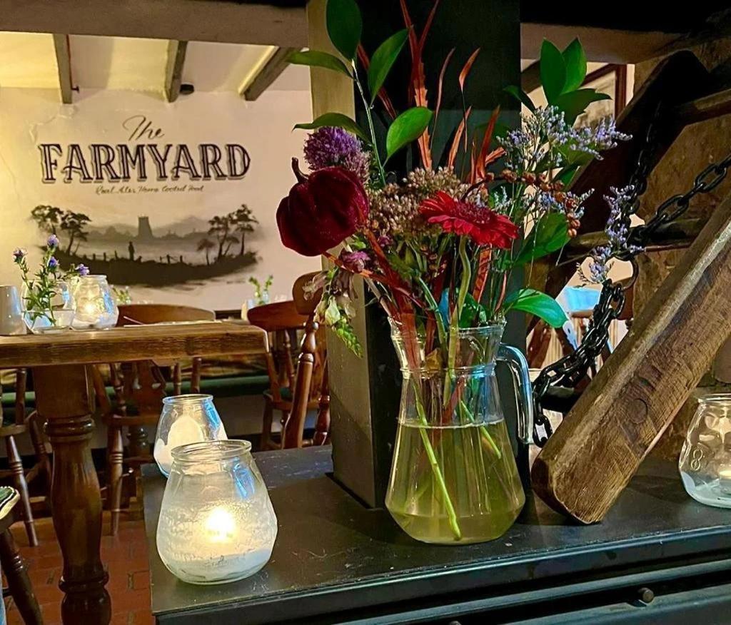 Farmyard Inn Youlgreave Dış mekan fotoğraf